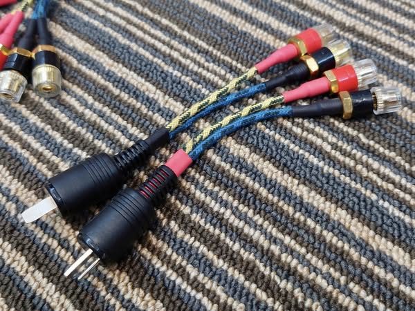 Dây chuyển jack loa dẹt tròn din 2 chuẩn Amply Đức Châu Âu sang jack loa bắp chuối